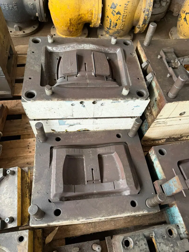 Molde de injeção para peças automotivas — item 47 do acervo da 3WS