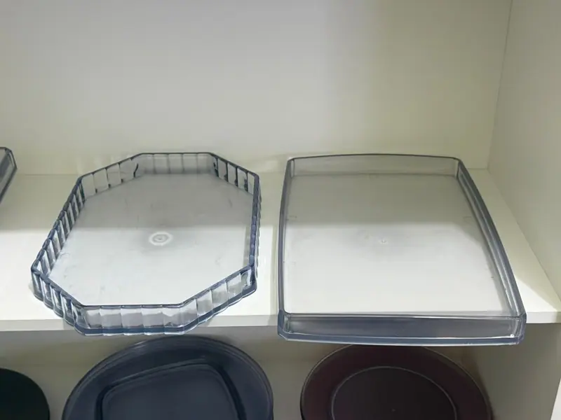 Peça plástica produzida pelo molde para bandeja