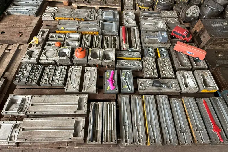 Molde de injeção para brinquedos plásticos — item 6 do acervo da 3WS