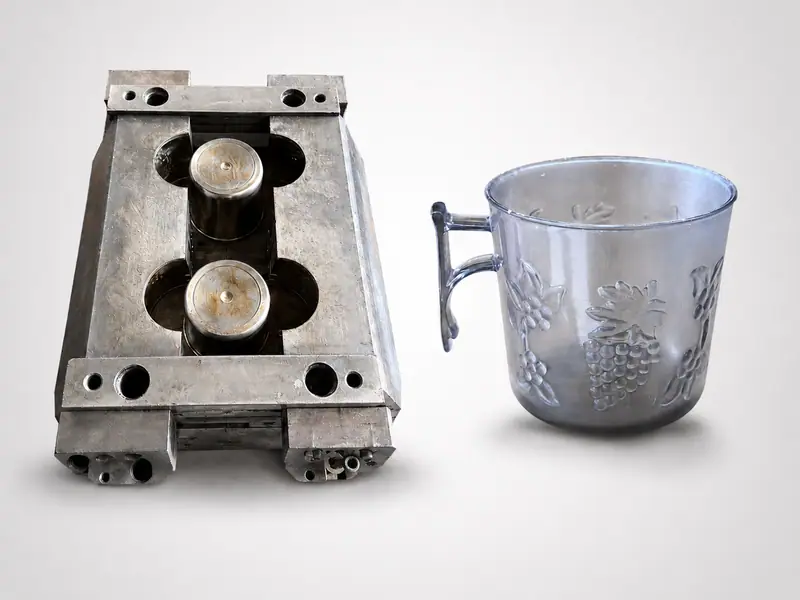 Molde de injeção para caneca com relevo de uvas — vista 6