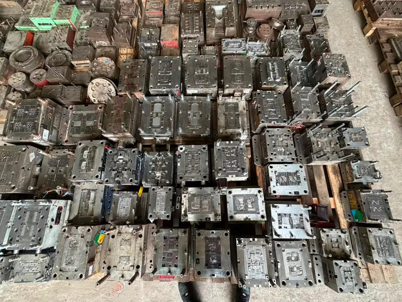 Molde de injeção para porta-moldes postiçados — item 9 do acervo da 3WS