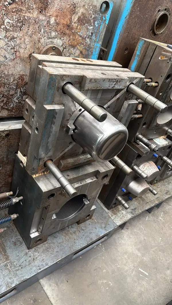 Molde de injeção para vasos, baldes e cestos — item 32 do acervo da 3WS